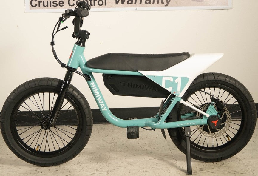 At MALL # 5 - Himiway C1 36 Volt Strong 350 Watt High Power Motor & 10 Amp Himiway Quality Battery & UL Electronics Rated for Safety Weight 32 lb. (with battery)
Max. payload capacity
165 lb Top Speed 15mph with 2 lower speed levels 12mph & 8mph
